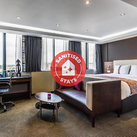 Livin' Serviced Apartments Watford  Zewnętrze zdjęcie