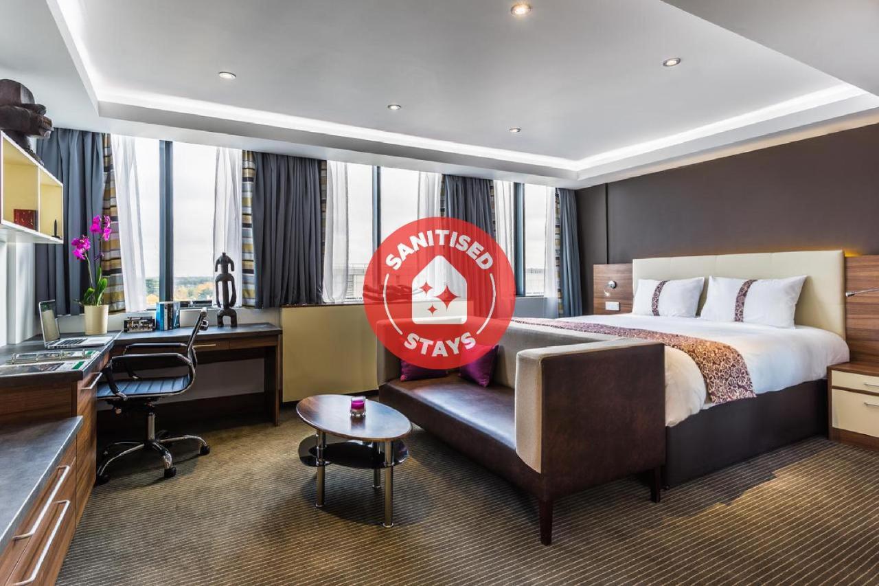 Livin' Serviced Apartments Watford  Zewnętrze zdjęcie