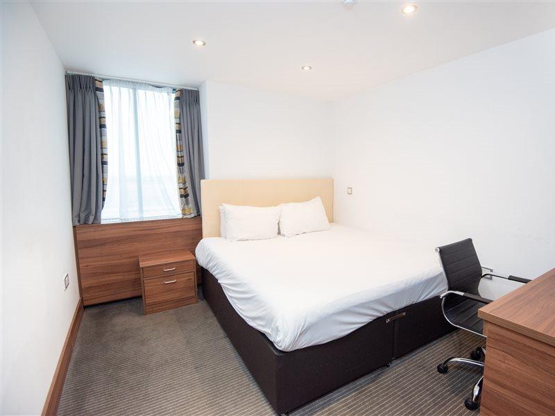 Livin' Serviced Apartments Watford  Zewnętrze zdjęcie