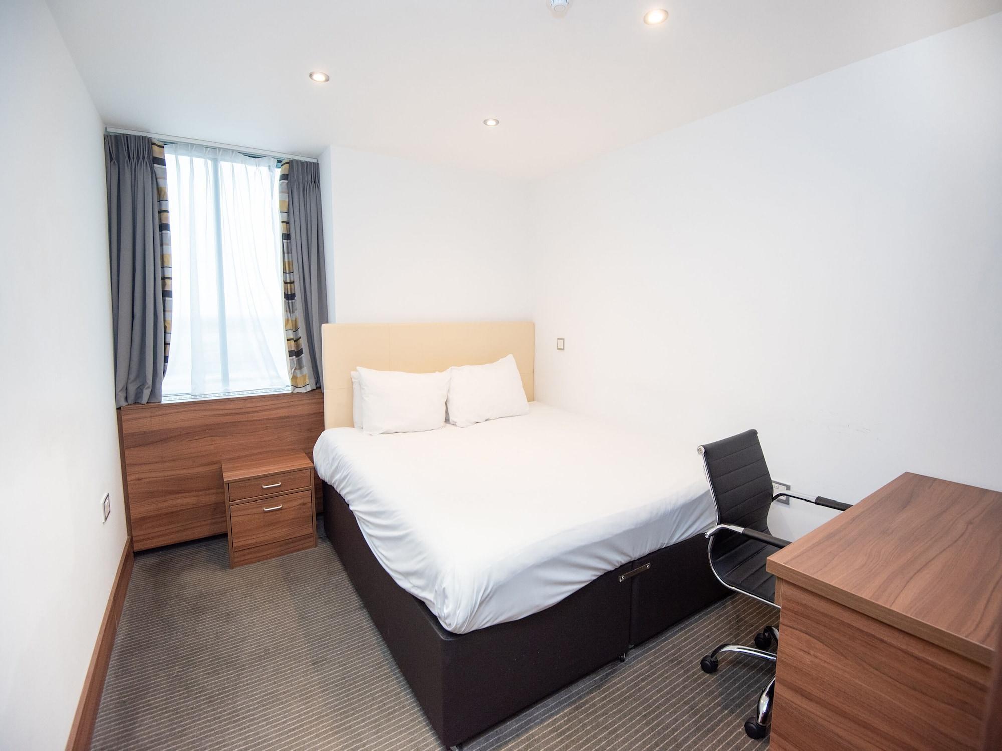 Livin' Serviced Apartments Watford  Zewnętrze zdjęcie