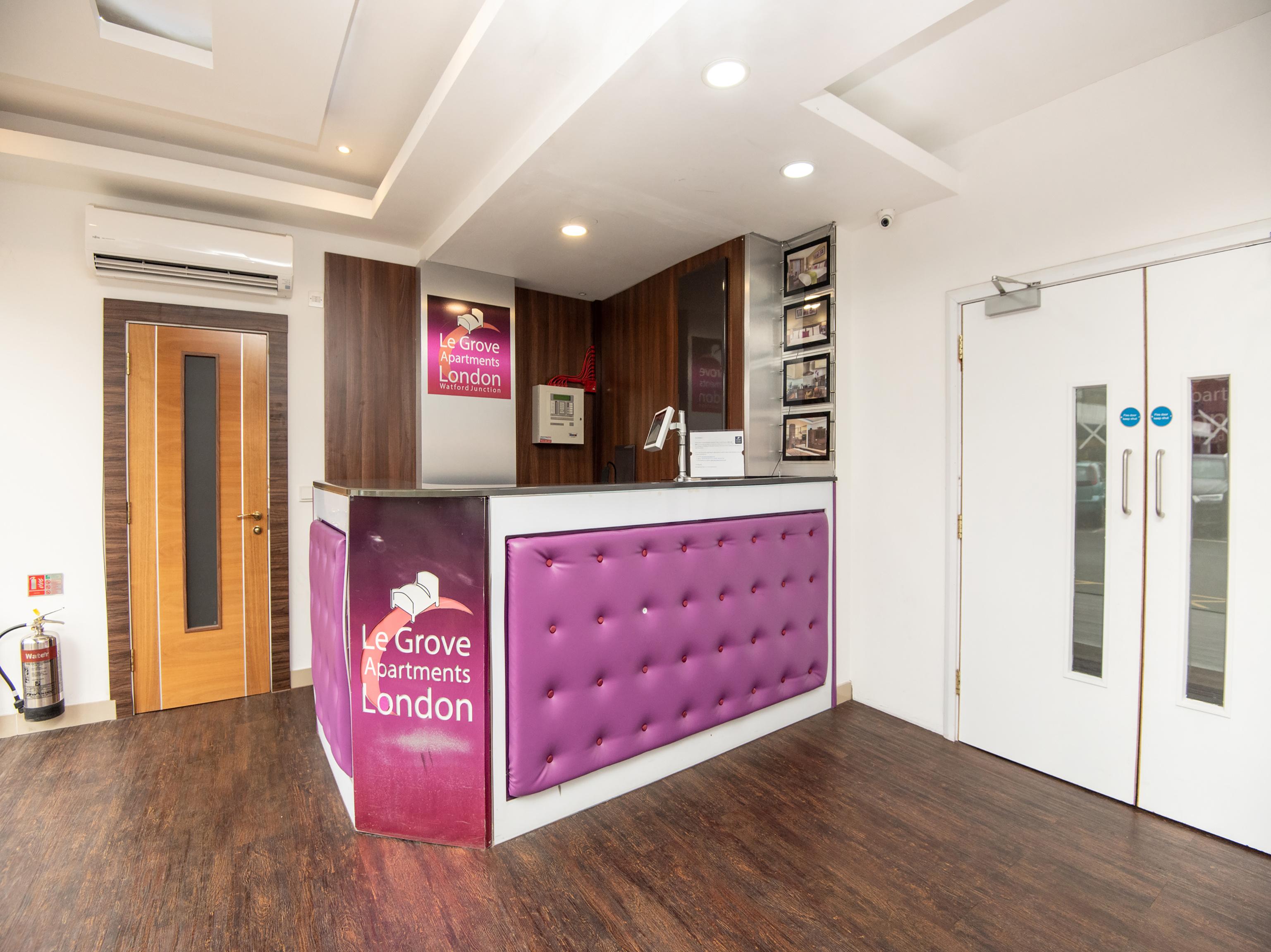 Livin' Serviced Apartments Watford  Zewnętrze zdjęcie