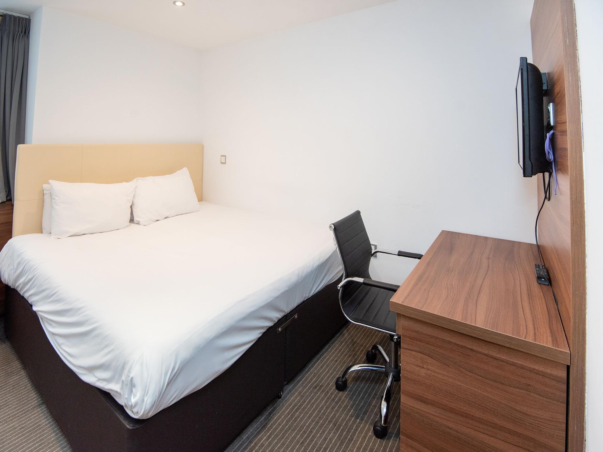 Livin' Serviced Apartments Watford  Zewnętrze zdjęcie