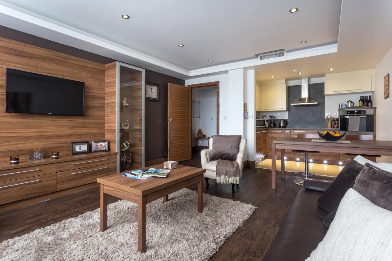 Livin' Serviced Apartments Watford  Zewnętrze zdjęcie