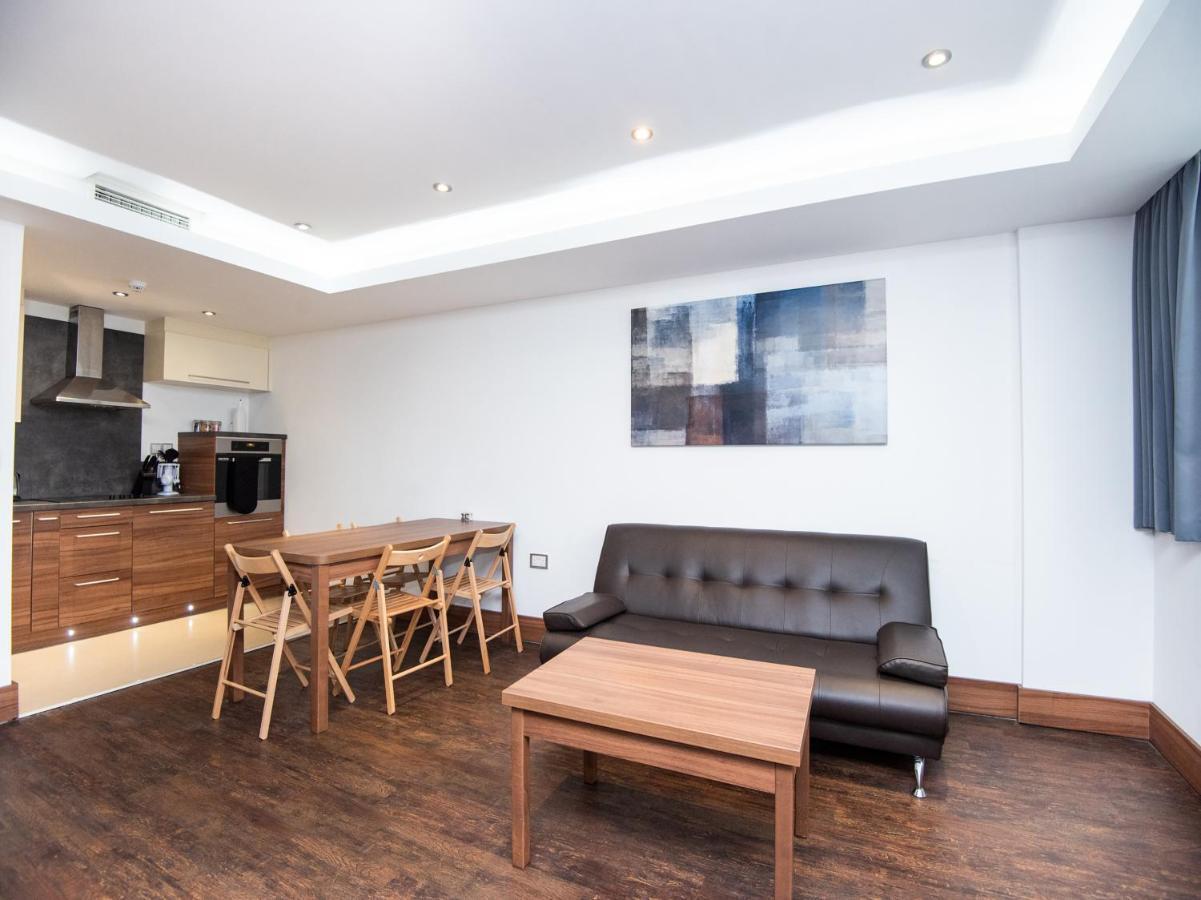 Livin' Serviced Apartments Watford  Zewnętrze zdjęcie